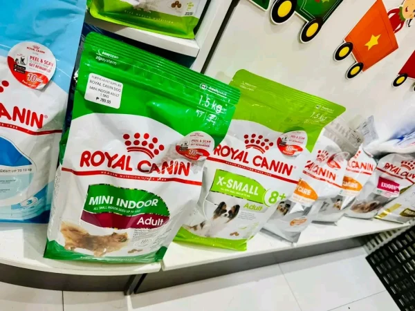 High-Quality Royal Dog and Cat Food - Image 3
